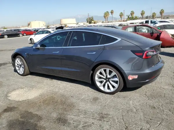 5YJ3E1EA5JF052829 2018 TESLA MODEL 3 - Image 2