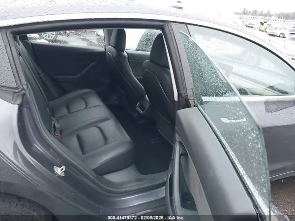 5YJ3E1EA5JF053754 2018 TESLA MODEL 3 - Image 8