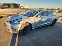 5YJ3E1EA5JF058761 2018 TESLA MODEL 3