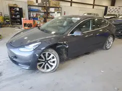 5YJ3E1EA5JF059313 2018 TESLA MODEL 3
