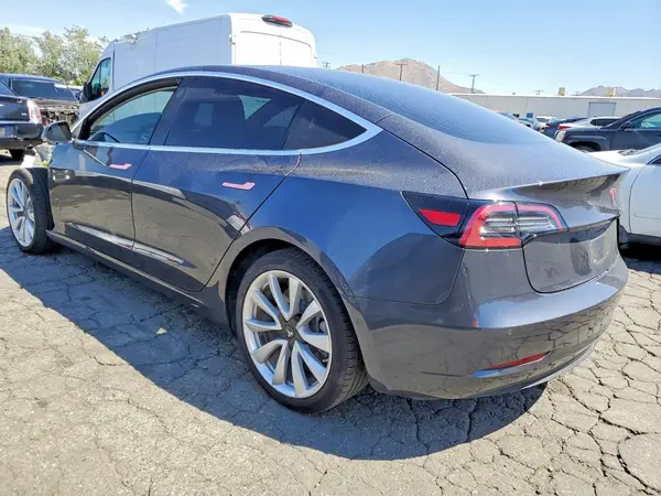 5YJ3E1EA5JF059540 2018 TESLA MODEL 3 - Image 2