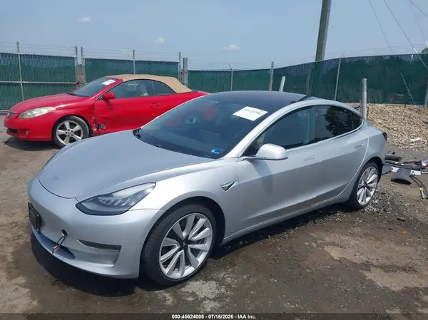 5YJ3E1EA5JF060865 2018 TESLA MODEL 3 - Image 2