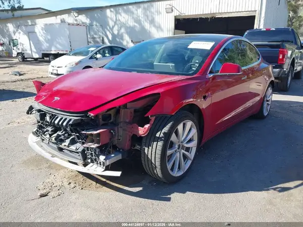 5YJ3E1EA5JF061613 2018 TESLA MODEL 3 - Image 2