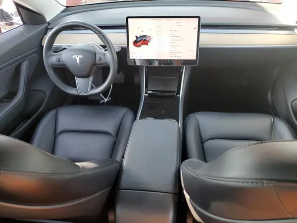 5YJ3E1EA5JF061658 2018 TESLA MODEL 3 - Image 8