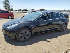 5YJ3E1EA5JF062700 2018 TESLA MODEL 3