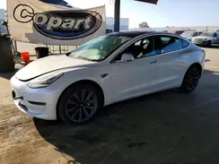 5YJ3E1EA5JF062941 2018 TESLA MODEL 3