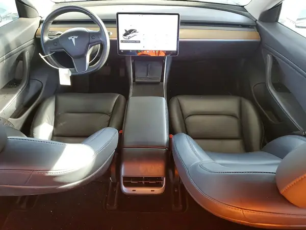 5YJ3E1EA5JF062941 2018 TESLA MODEL 3 - Image 8