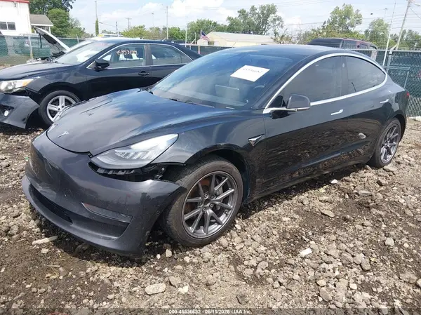 5YJ3E1EA5JF071011 2018 TESLA MODEL 3 - Image 2