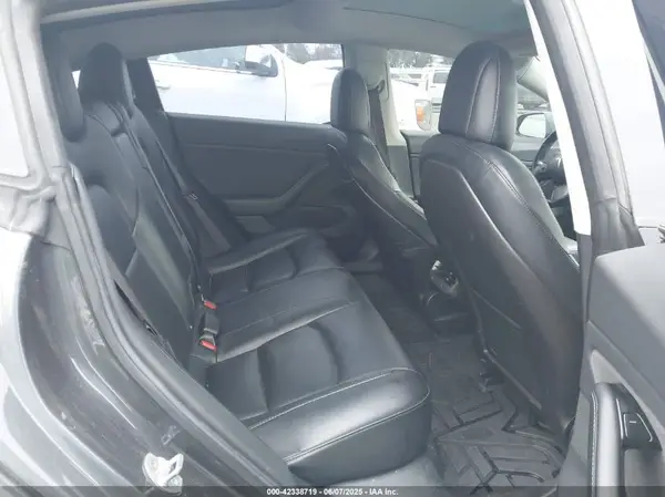 5YJ3E1EA5JF077617 2018 TESLA MODEL 3 - Image 8