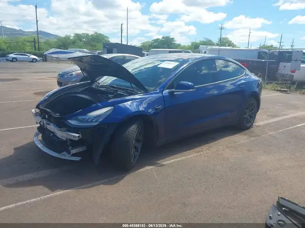 5YJ3E1EA5JF077892 2018 TESLA MODEL 3 - Image 2