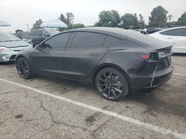 5YJ3E1EA5JF078279 2018 TESLA MODEL 3 - Image 2