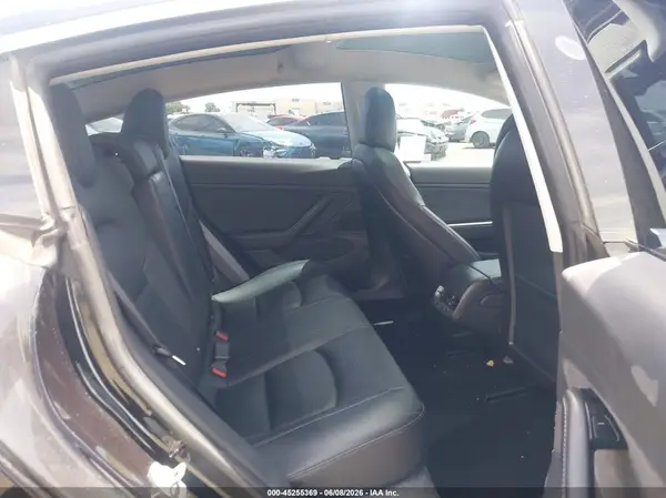 5YJ3E1EA5JF089167 2018 TESLA MODEL 3 - Image 8