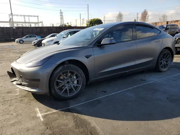 5YJ3E1EA5JF089461 2018 TESLA MODEL 3 - Image 1