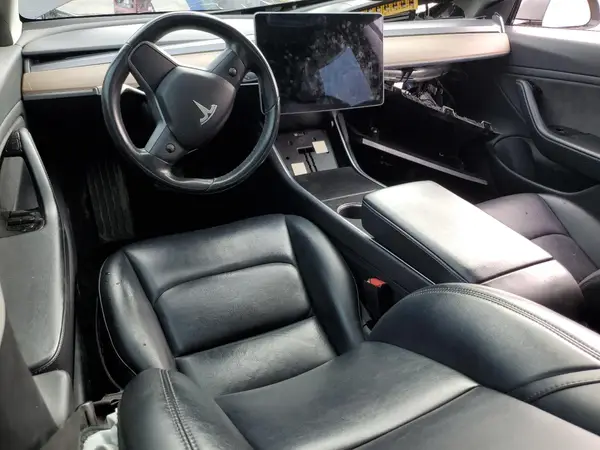 5YJ3E1EA5JF089461 2018 TESLA MODEL 3 - Image 8