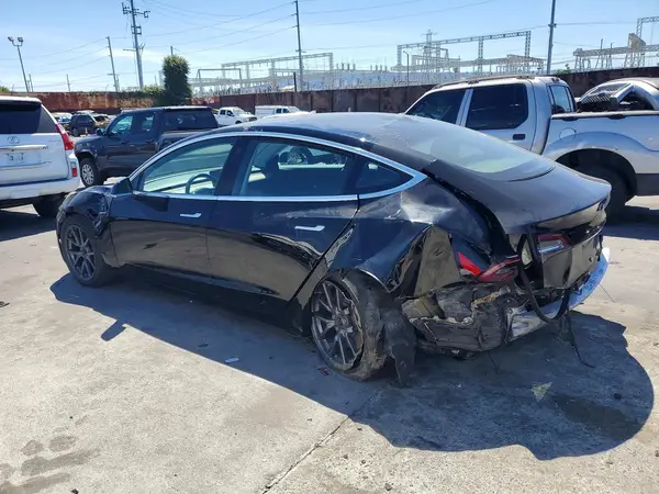 5YJ3E1EA5JF098774 2018 TESLA MODEL 3 - Image 2