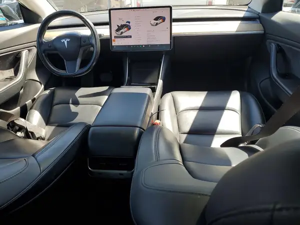 5YJ3E1EA5JF098774 2018 TESLA MODEL 3 - Image 8