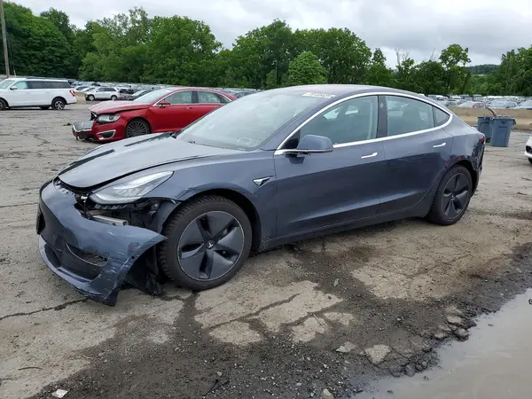 5YJ3E1EA5JF101995 2018 TESLA MODEL 3 - Image 1