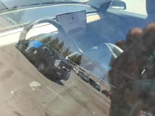 5YJ3E1EA5JF102077 2018 TESLA MODEL 3 - Image 8