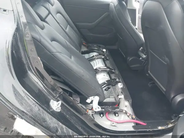 5YJ3E1EA5JF108364 2018 TESLA MODEL 3 - Image 8