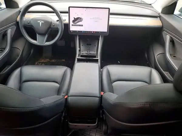 5YJ3E1EA5JF151666 2018 TESLA MODEL 3 - Image 8