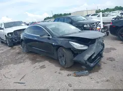 5YJ3E1EA5JF152056 2018 TESLA MODEL 3