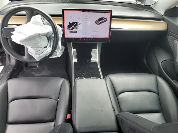5YJ3E1EA5JF153496 2018 TESLA MODEL 3 - Image 8