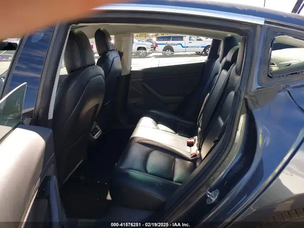 5YJ3E1EA5JF153675 2018 TESLA MODEL 3 - Image 8
