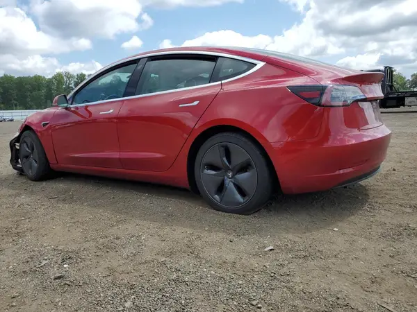 5YJ3E1EA5JF155670 2018 TESLA MODEL 3 - Image 2