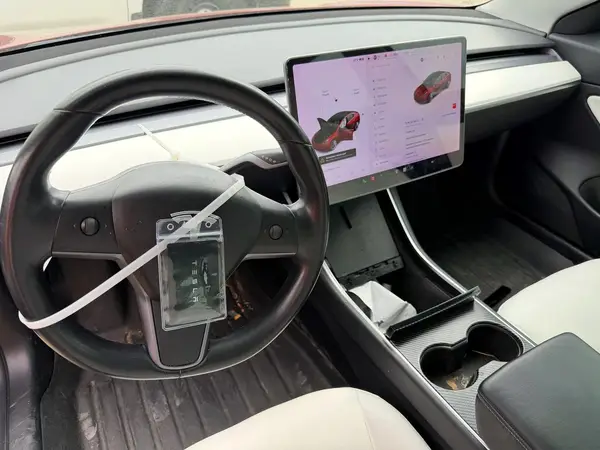 5YJ3E1EA5JF156043 2018 TESLA MODEL 3 - Image 8