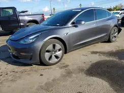 5YJ3E1EA5JF157967 2018 TESLA MODEL 3