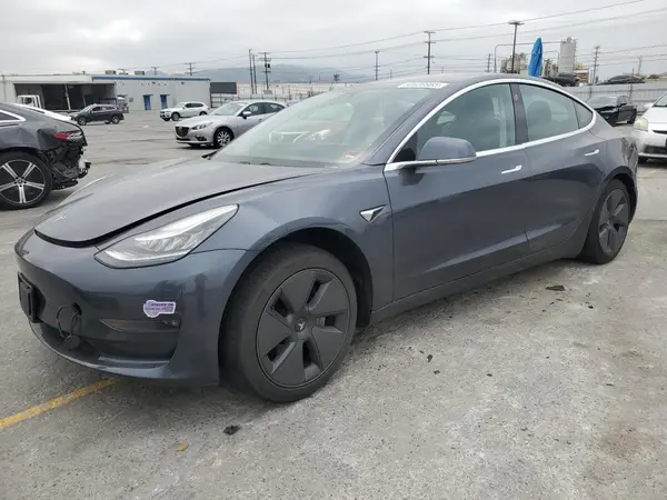 5YJ3E1EA5JF158388 2018 TESLA MODEL 3 - Image 1