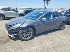 5YJ3E1EA5JF158732 2018 TESLA MODEL 3