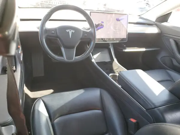 5YJ3E1EA5JF161677 2018 TESLA MODEL 3 - Image 8