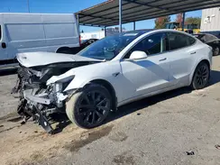 5YJ3E1EA5JF161744 2018 TESLA MODEL 3