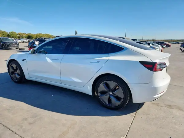 5YJ3E1EA5JF162344 2018 TESLA MODEL 3 - Image 2