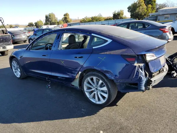 5YJ3E1EA5JF164515 2018 TESLA MODEL 3 - Image 2