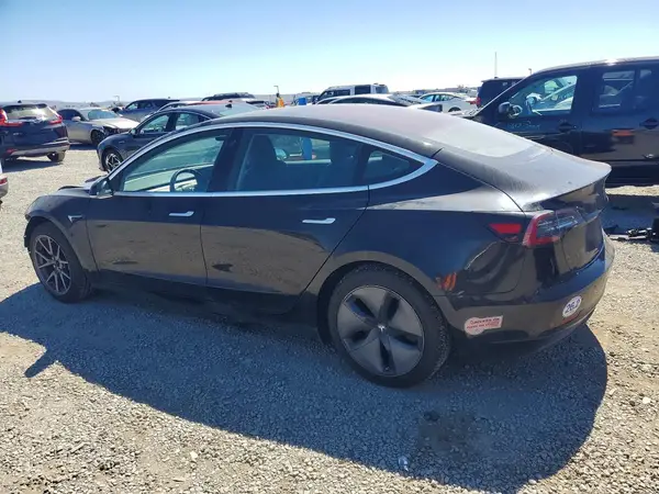 5YJ3E1EA5JF165681 2018 TESLA MODEL 3 - Image 2