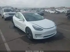 5YJ3E1EA5JF168855 2018 TESLA MODEL 3