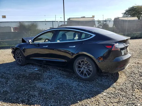 5YJ3E1EA5JF171772 2018 TESLA MODEL 3 - Image 2