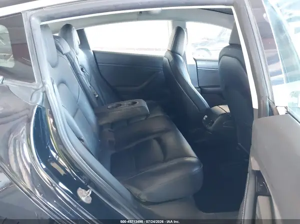 5YJ3E1EA5JF173411 2018 TESLA MODEL 3 - Image 8