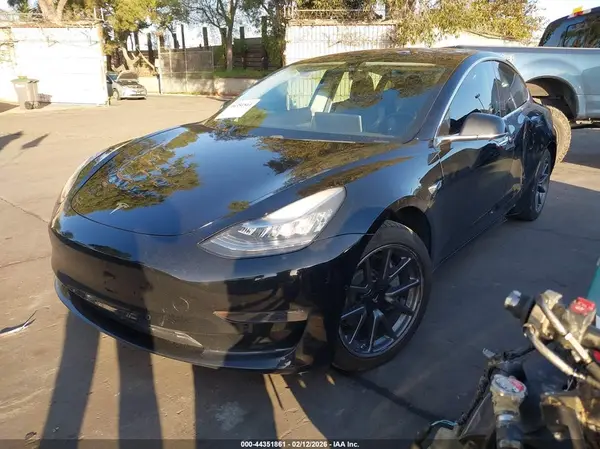 5YJ3E1EA5JF173442 2018 TESLA MODEL 3 - Image 2