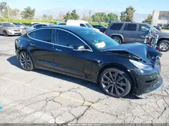 5YJ3E1EA5JF176213 2018 TESLA MODEL 3