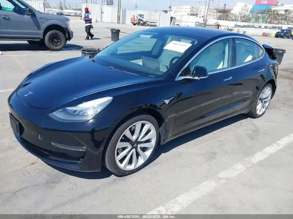 5YJ3E1EA5JF177846 2018 TESLA MODEL 3 - Image 2