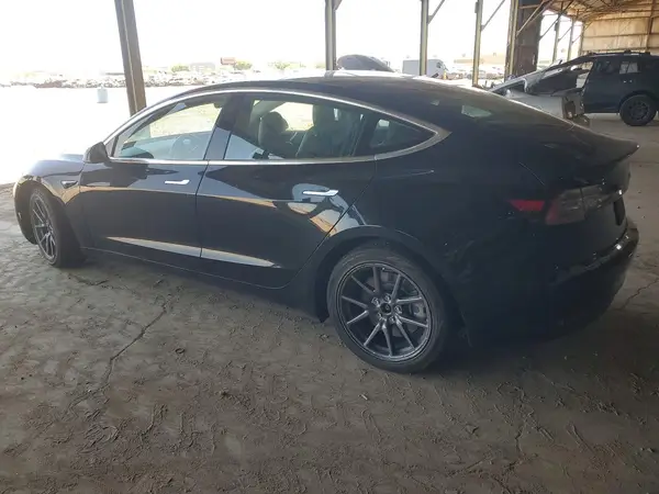5YJ3E1EA5KF190162 2019 TESLA MODEL 3 - Image 2