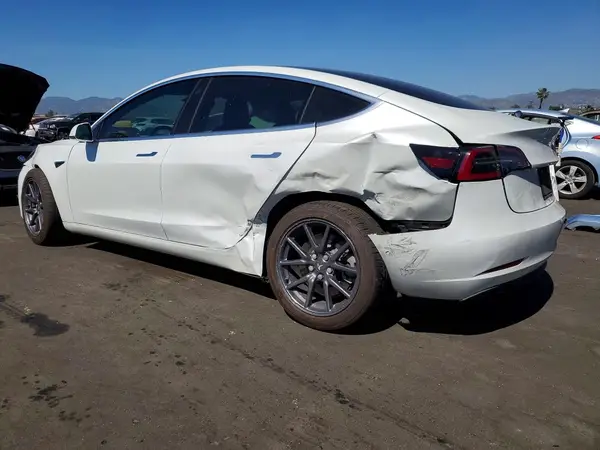 5YJ3E1EA5KF190517 2019 TESLA MODEL 3 - Image 2
