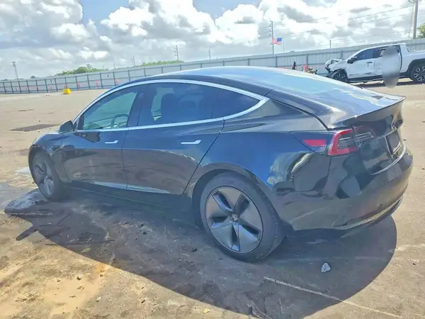 5YJ3E1EA5KF297535 2019 TESLA MODEL 3 - Image 2