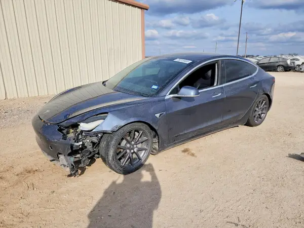 5YJ3E1EA5KF298376 2019 TESLA MODEL 3 - Image 1