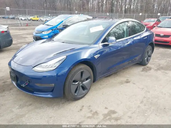 5YJ3E1EA5KF299589 2019 TESLA MODEL 3 - Image 2