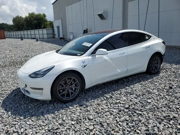 5YJ3E1EA5KF299821 2019 TESLA MODEL 3 - Image 1