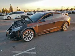 5YJ3E1EA5KF300479 2019 TESLA MODEL 3